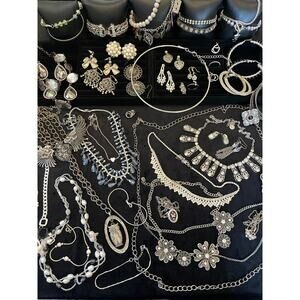 Vintage Estate Large 2.14lb Rhinestone Earring Necklace Bracelet Bundle Lot